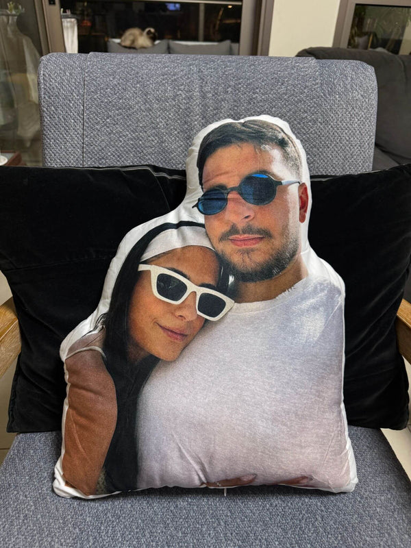 Love this custom pillow! 😍